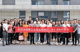 |ݸWԺУIϕFһWRitcɷL